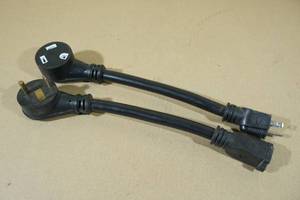 lot 18 image: 2 Power Adapters - 30 Amp