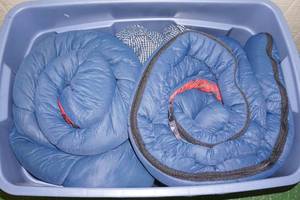 lot 25 image: 2 Hillary Sleeping Bags