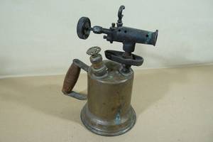 lot 36 image: Antique Otto Bernz Brass Blow Torch