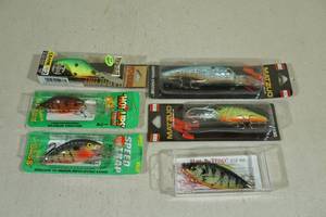 lot 72 image: Diving Fishing Lures Matzuo, Lewis, Hot Lips