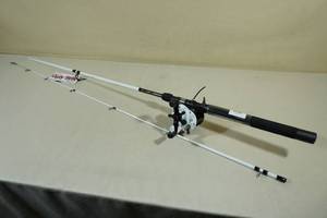 lot 79 image: Shakespeare Ugly Stik Fishing Rod with Depth Counter