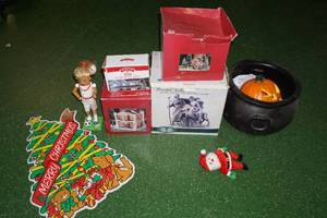 lot 110 image: Assorted ChristmasHalloween Dcor