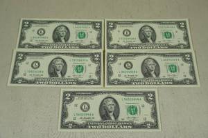 lot 167 image: US $2 Bills