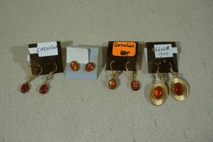 lot 182 image: 4 Pairs of Earrings