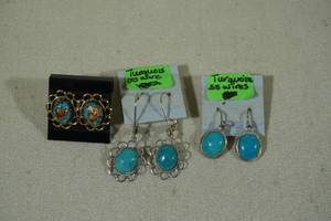 lot 183 image: 3 Pairs of Turquoise Earrings