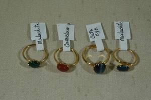 lot 187 image: 4 Rings -Malachite, Carvelian, Cats Eye Stones