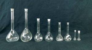lot 13 image: Lot of 8 Various Volumetric Flasks