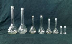 lot 12 image: Lot of 8 Various Volumetric Flasks
