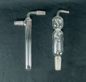lot 26 image: Lot of 2 Ace Glass Glassware