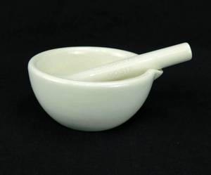 lot 78 image: Vintage Mortar and CoorsTek 60317 Pestle
