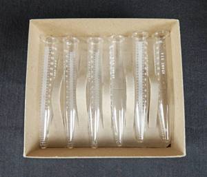 lot 177 image: Box of 12 Clay Adams 15 ML Glass Taper Bottom Graduated Centrifuge Tubes