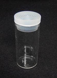 lot 202 image: Case of Merco Mercer Glass Works 4 Dram Glass Snap Cap Vials - 1 Gross