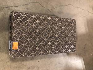 Harper Loop 20 in. x 36 in. Anti-Fatigue Vinyl Foam Utility Mat by MSI (15 Pieces)  Customer Returns See Pictures