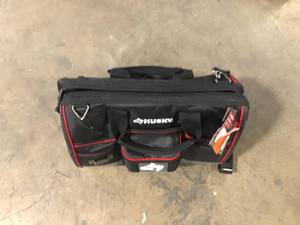 18 in. 41 Pocket Heavy Duty Large Mouth Tool Bag with Tool Wall by Husky    Customer Returns See Pictures
