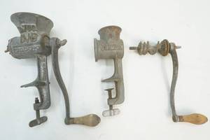 lot 17 image: Food Choppers