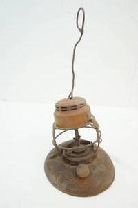 lot 18 image: Lantern