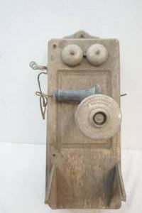 lot 38 image: Vintage Wall Phone
