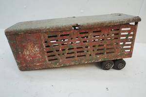 lot 79 image: Vintage Toy Trailer
