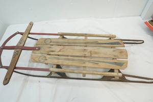 lot 94 image: Vintage Sled