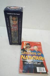 lot 128 image: Jeff Gordon Nascar Bobblehead