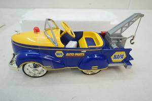 lot 133 image: Napa Tow Truck Bank