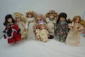 lot 10 image: Porcelain Dolls