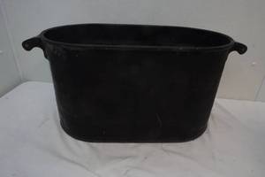 lot 13 image: Vintage Boil Pan