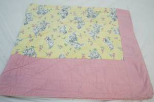 lot 209 image: Vintage Baby Quilt