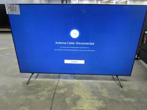 lot 901 image: Samsung 70 Class TU7000 Crystal UHD 4K Smart TV UN70TU7000BXZA