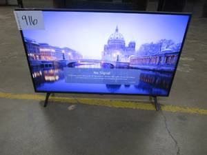 lot 916 image: LG - 43 Class UQ75 Series LED 4K UHD Smart webOS TV 43UQ7590PUB (VERY LIGHT SCRATCH ON SCREEN)