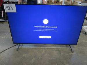 lot 923 image: Samsung - 50 Class 7 Series LED 4K UHD Smart Tizen TV ModelUN50TU7000FXZA