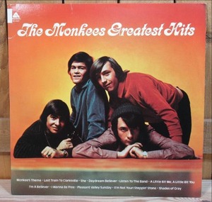 lot 11 image: The Monkees - Greatest Hits - 1976 - Vinyl Record