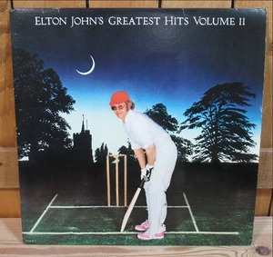 lot 10 image: Elton John - Elton Johns Greatest Hits Volume II - 1977 - Vinyl Record