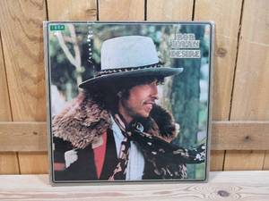 lot 74 image: Bob Dylan - Desire - 1976 - Vinyl Record