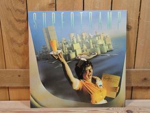 lot 67 image: Supertramp - Breakfast in America - 1979 - Vinyl Record