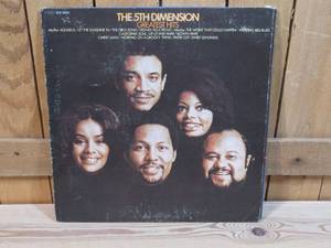 lot 113 image: The 5th Dimension - Greatest Hits - 1970 - Vinyl Record