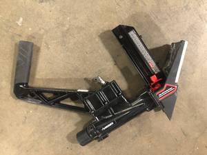 Husky  Pneumatic 3-in1 15.5-Gauage and 16 Gauage 2 in. Flooring Nailer and Stapler with Quick Jam Releasse  Customer Returns See Pictures