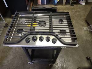 lot 8 image: Ikea Drop-In Gas Cook Top, 30x21, M...