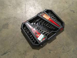 72-Tooth Ratcheting SAEMM Combination Wrench Set (20-Piece) by Husky  Customer Returns See Pictures