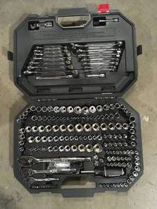 Mechanics Tool Set (194-Piece) by Husky Customer Returns See Pictures