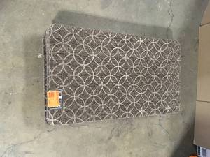 13 Lots of Harper Loop 20 in. x 36 in. Anti-Fatigue Vinyl Foam Utility Mat by MSI Customer Returns See Pictures Customer Returns See Pictures
