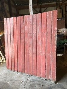 lot 41 image: Barn Wood