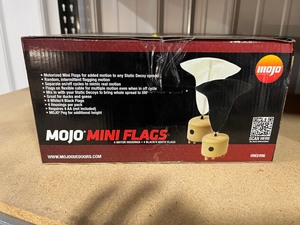 lot 18 image: MOJO Decoys  4 motor units 4 black flags 4 white flags   retail 136.97