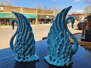 Royal Haeger Blue Swans