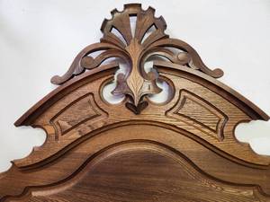 Antique Chestnut Bed