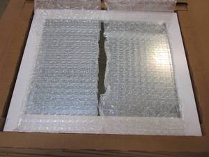 lot 575 image: 33 in x 27.5 in White Framed Mirror