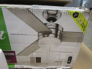 lot 619 image: Hunter Exeter 54 Indoor Ceiling Fan with LED Light Kit and Remote Control (NEW IN BOX)