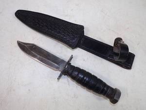Knife with Sheath