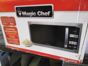 Magic Chef 1.6 Cu. Ft. 1100-Watt Mi...