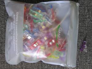 bag of 1000 small clips...